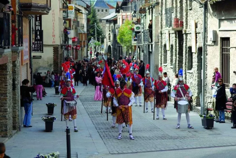 Esterri commemora el 25 aniversari dels Armats amb un film