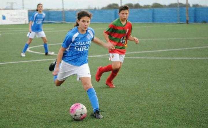 Reina del gol en una Lliga de nois