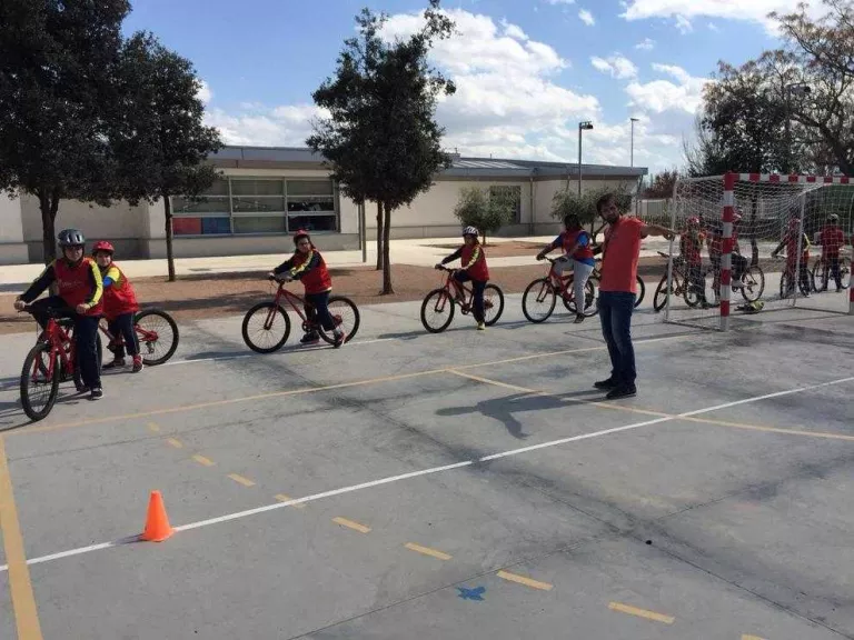 Onze col·legis de Lleida participen en l’altra Vuelta Ciclista d'Espanya