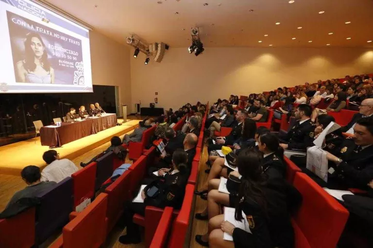 Creu Roja detecta cada any sis casos d’explotació sexual a Lleida