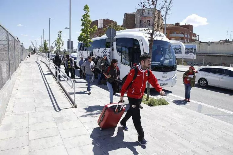 Tallada tres hores la línia de tren de Lleida a Tarragona per l’enèsim robatori de coure