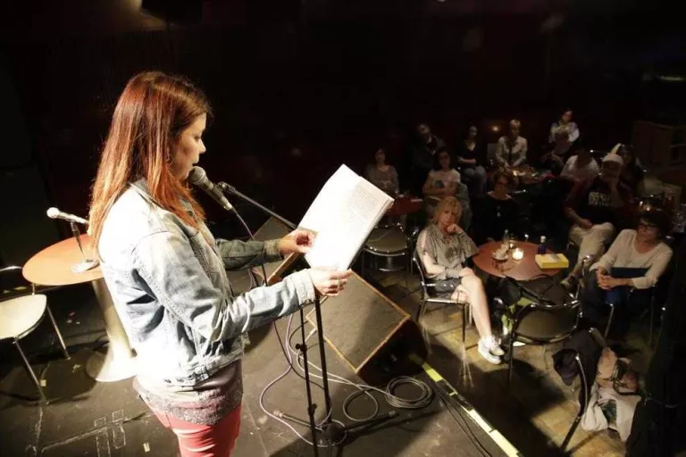 Un recital contra La Manada per dir "Prou Cultura de la Violació"
