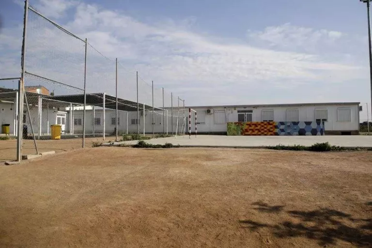 Torrefarrera habilita un solar com a pati per a l'institut