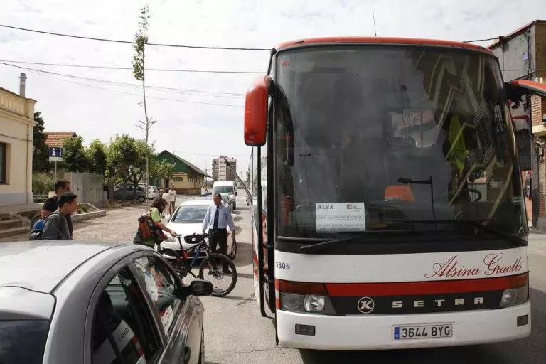 Usuaris del tren de la Pobla, en bus al Pallars