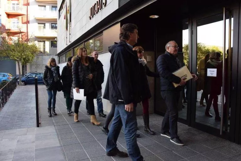 Fiscalia recorre l'arxivament de la causa per odi a docents de la Seu