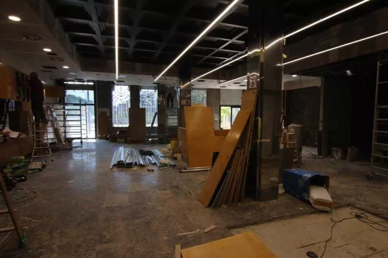 La planta baixa del Pal·las va agafant forma després de mesos d'obres