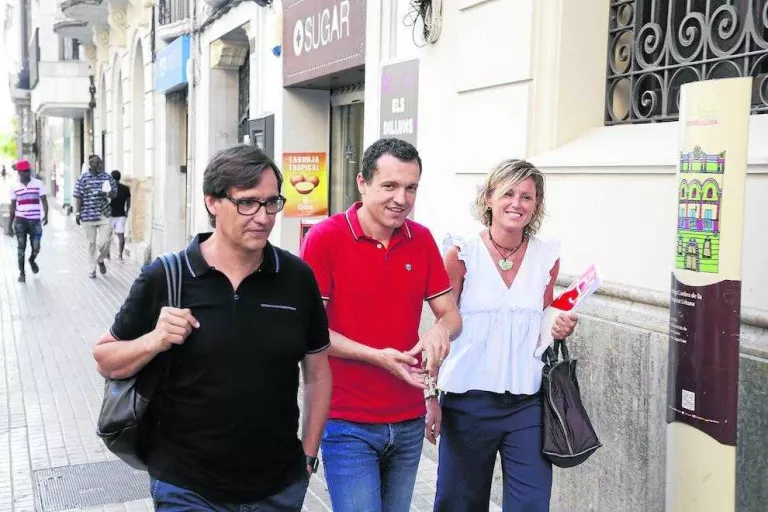 El PSC decideix que la militància elegeixi el successor de Ros i prolonga el procés de relleu