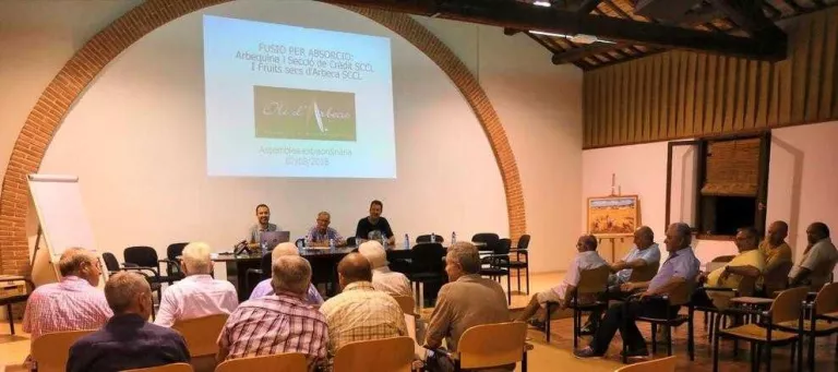 Les cooperatives d'oli i fruita seca d'Arbeca aproven la seua fusió