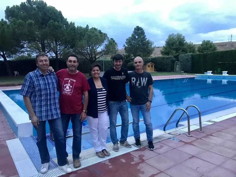 Piscines compartides a Ponent