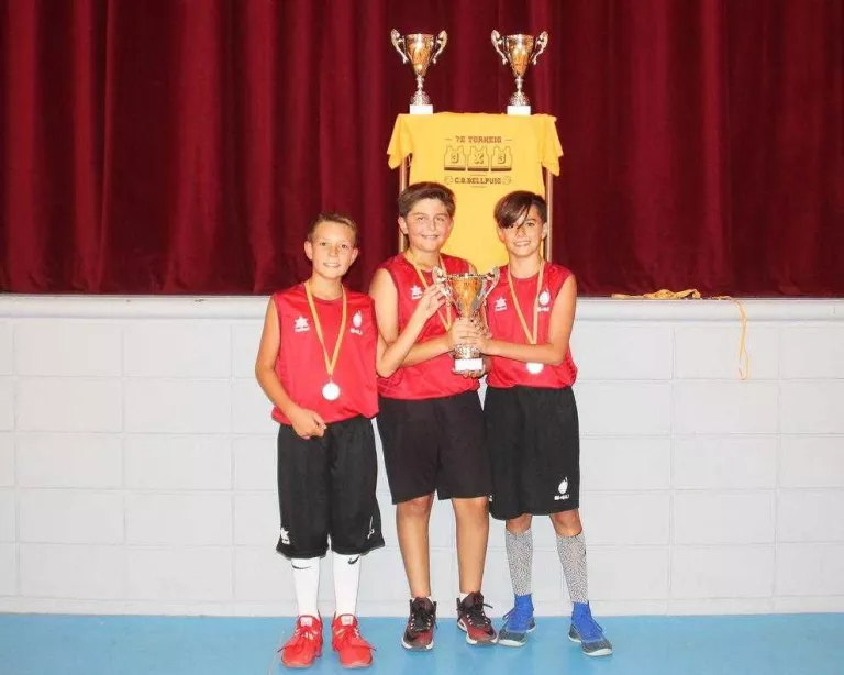 El torneig 3x3 de Bellpuig reuneix 200 jugadors