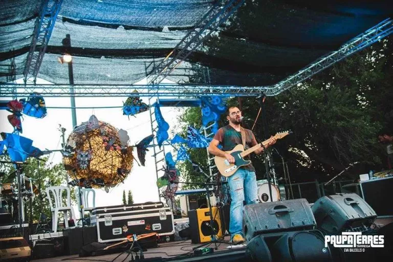 Fustegueres & Moretti, avui al cicle estiuenc ‘CastellSerà de Nit’