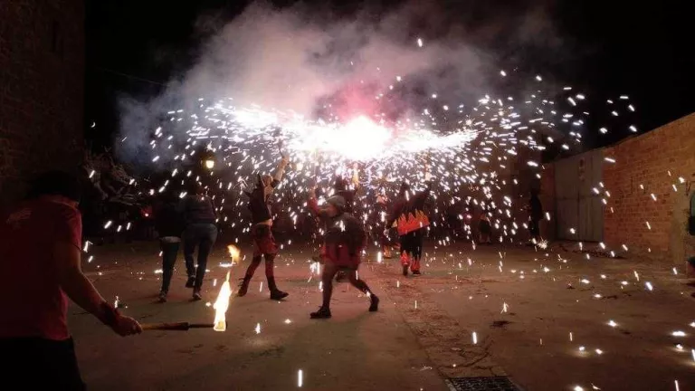 Nits de fira a Camarasa