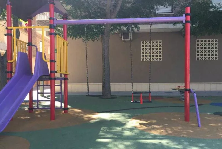 Inversió de 5.000 euros per a mobiliari infantil a Fraga