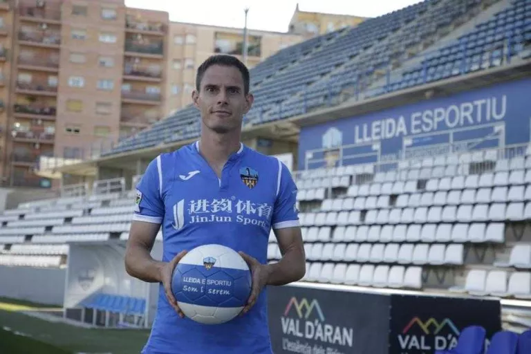 César Soriano: “És un repte personal pujar amb el Lleida”