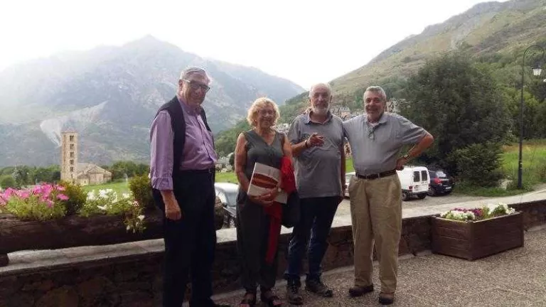 L'alcaldessa de Madrid, Manuela Carmena, turista a la Vall de Boí