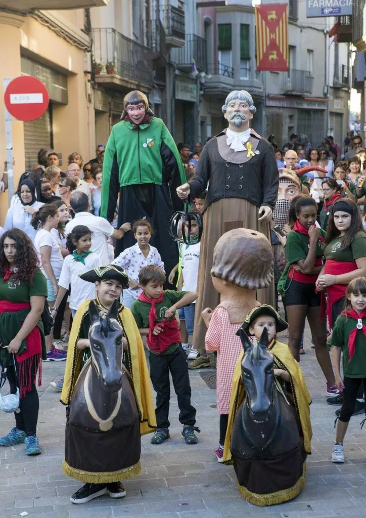 Els nens de Cervera acomiaden la festa major