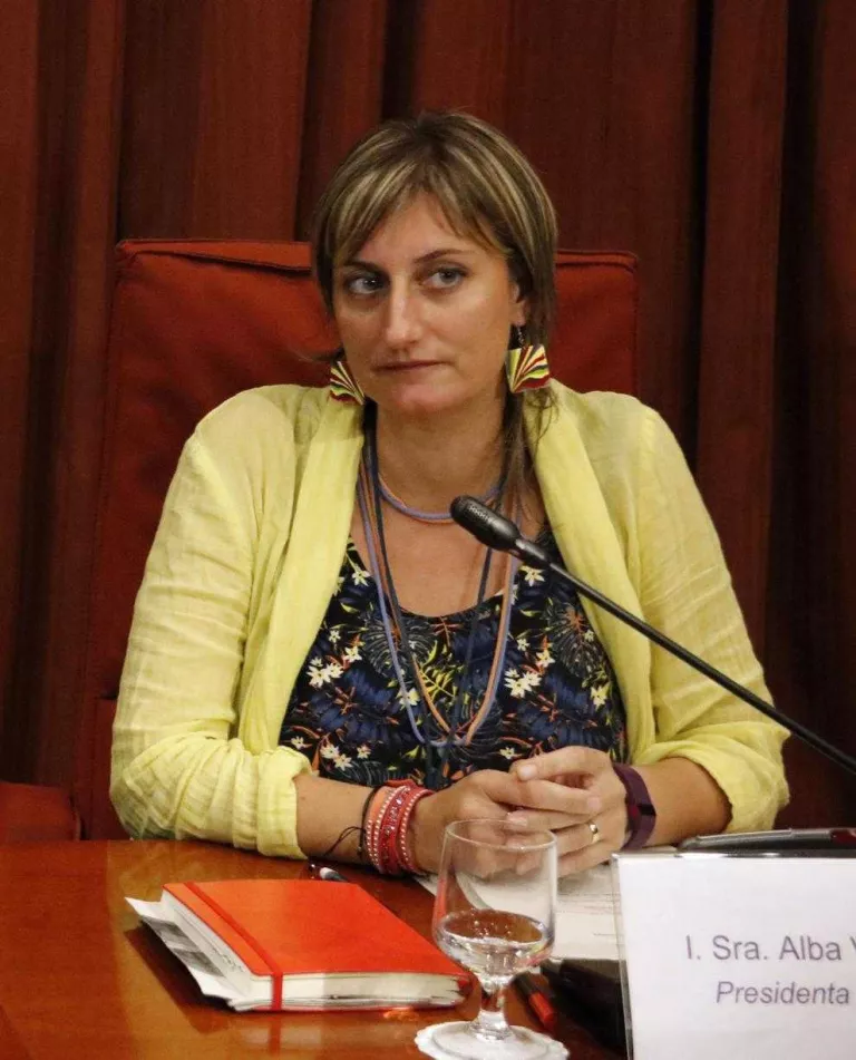 Salut reconeix la fuga de metges a Aragó pel sou