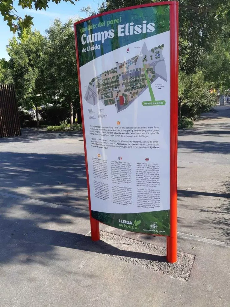 Renoven els plafons dels Camps Elisis