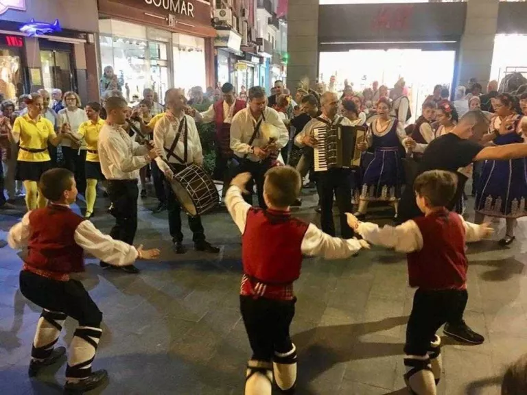 ‘Òpera’ per obrir les festes
