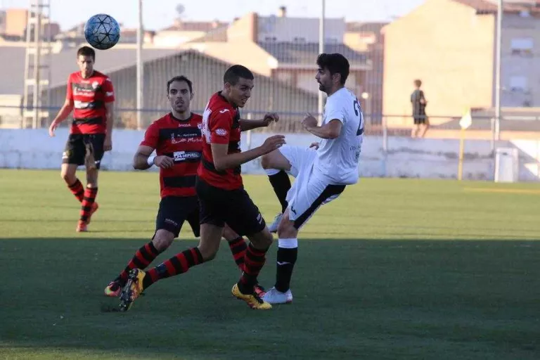 L'EFAC s'endú el derbi