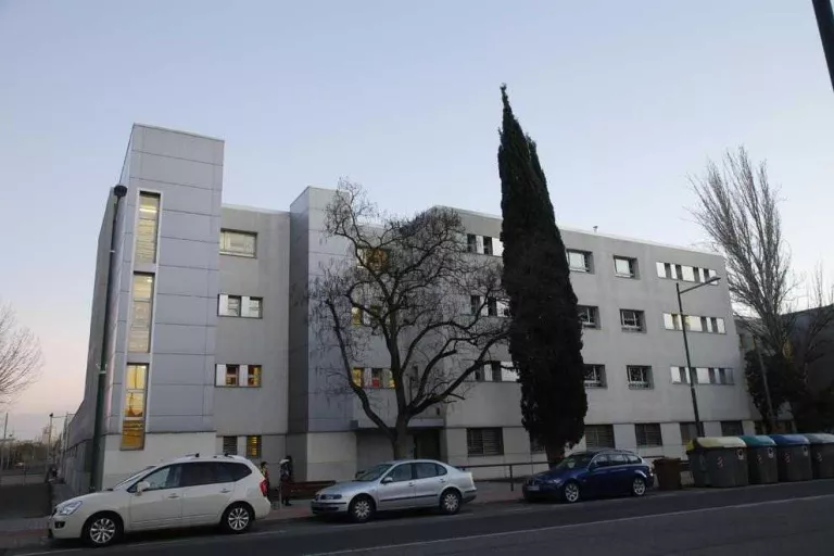 Absolta d'apropiar-se 3.500 euros de l'Ampa d'un col·legi de Pardinyes