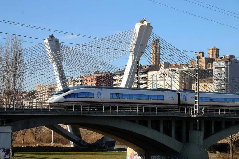 L'AVE compleix 15 anys a Lleida amb un total de 12,5 milions de viatgers