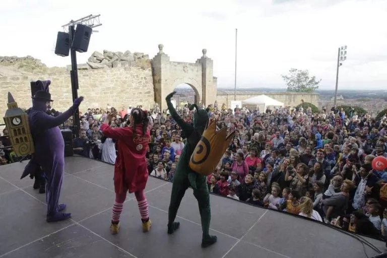 El Club Banyetes protagonitza una festa multitudinària a la Seu Vella