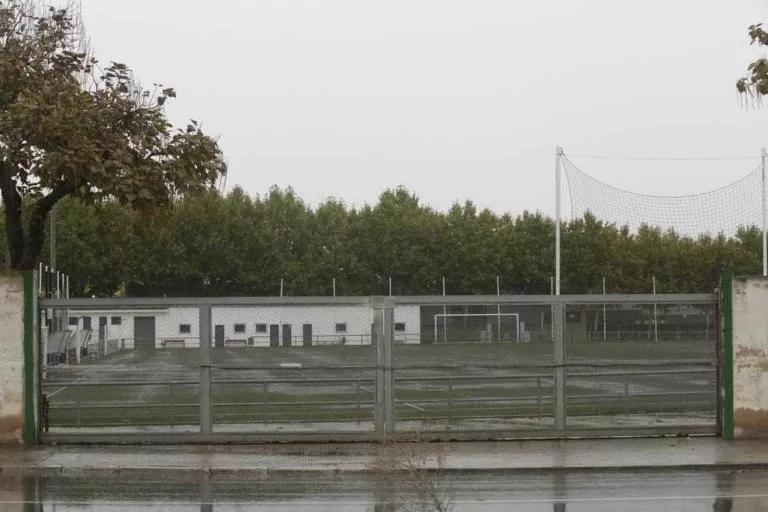 La pluja només va suspendre onze partits a Lleida