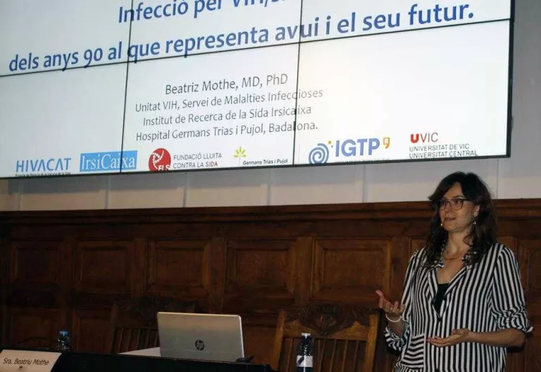 La doctora Beatriz Mothe ofereix una xerrada sobre el VIH i la Sida a l’IEI