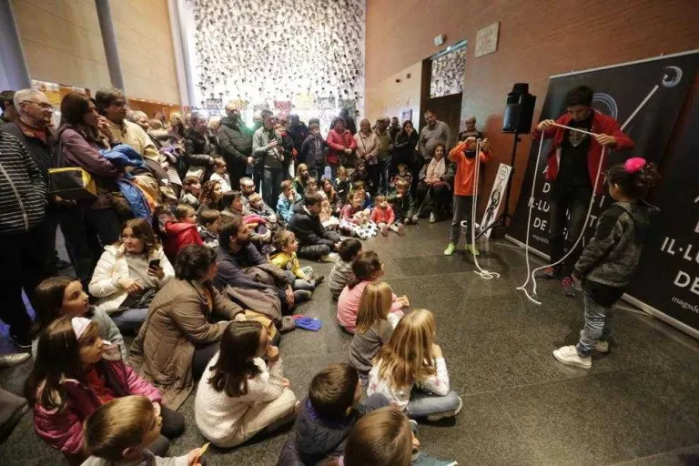 El Lleida Tardor Màgica omple de sorpreses i il·lusió l’Escorxador