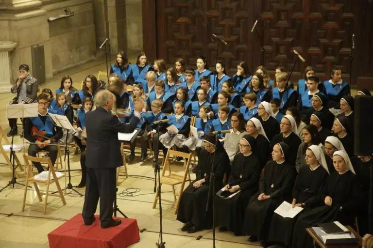 El col·legi Mater Salvatoris celebra el 70 aniversari