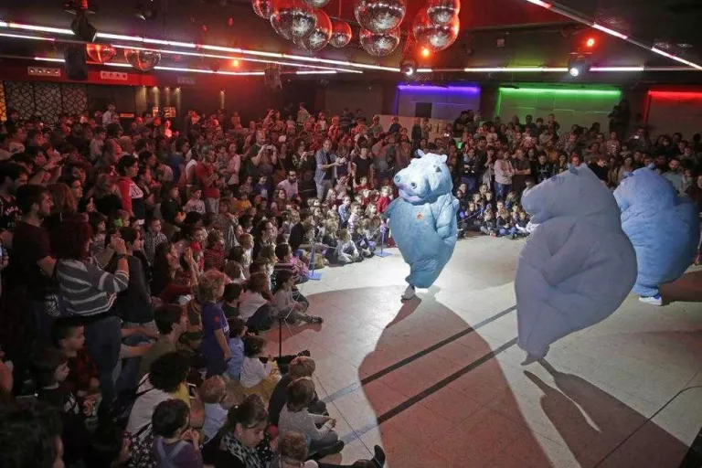 La música reggae per a nens de The Penguins triomfa a Lleida
