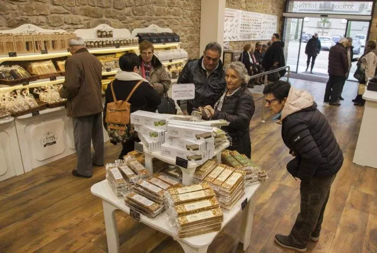 Torrons Vicens obrirà una nova botiga per l’allau de visitants