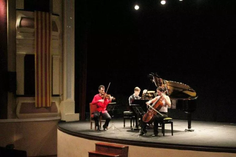 El Trio Halir interpreta Txaikovski i Granados al ‘Bellpuig ressona’