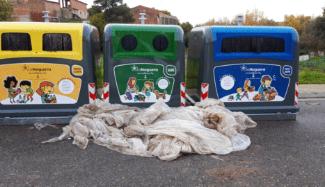Térmens vol repartir compactadores d'ampolles i llaunes per al reciclatge
