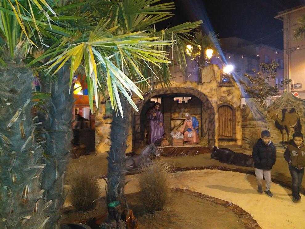 L’esperit festiu omple Cervera i Balaguer amb els tradicionals mercats nadalencs