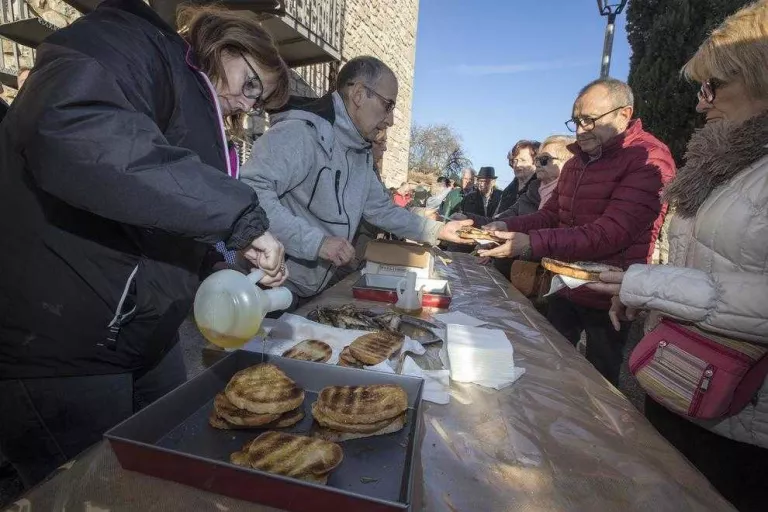 Belianes i Castelldans es bolquen en les seues fires de l’oli amb 11.000 quilos venuts