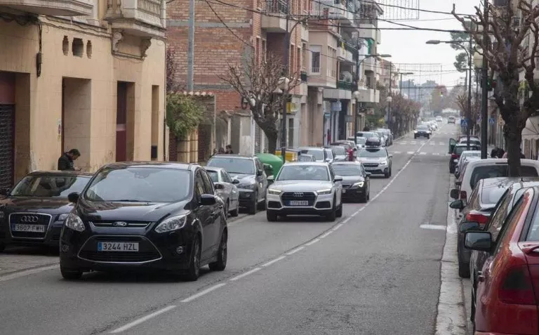 Agramunt reordena el trànsit i millora la seguretat del centre
