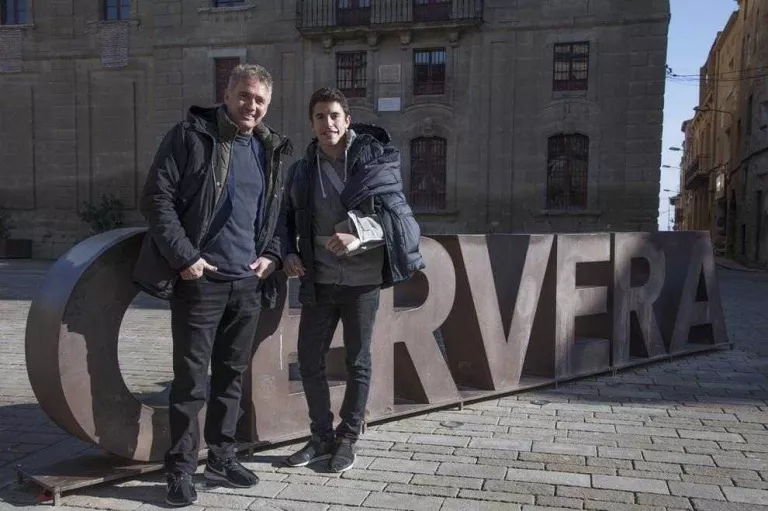 Marc Màrquez rep la visita de Mick Doohan