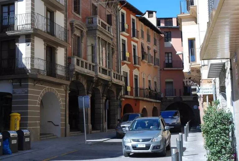 Una jove denuncia a la Seu d'Urgell una agressió sexual per part de sis homes