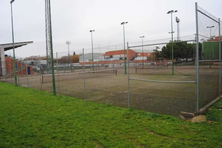 Tercer camp de futbol a la zona esportiva de Mollerussa