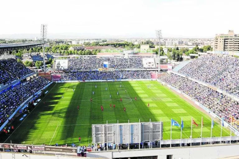 El Camp d'Esports fa els primers cent anys