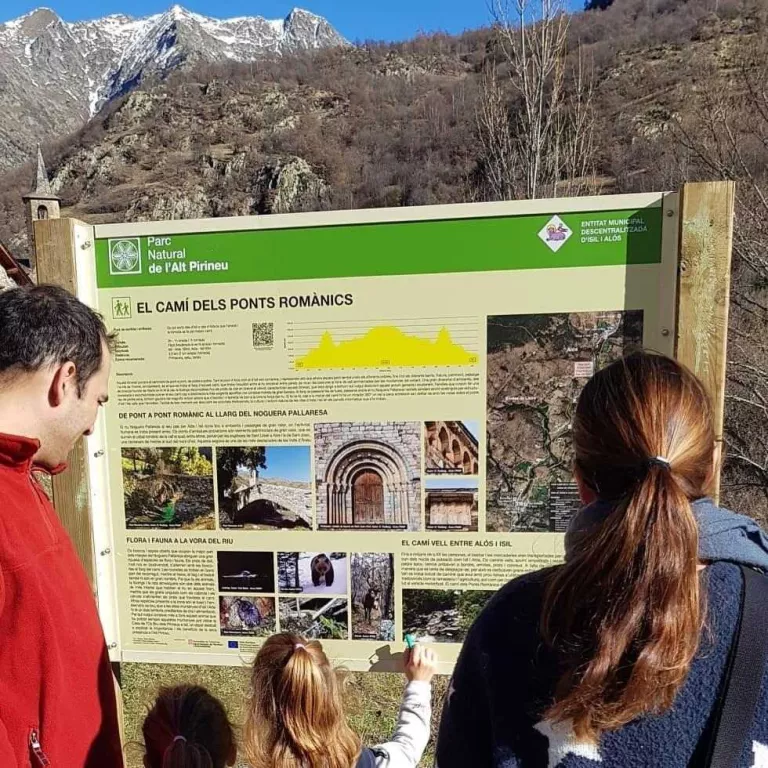 Isil millora la senyalització de la ruta dels ponts romànics