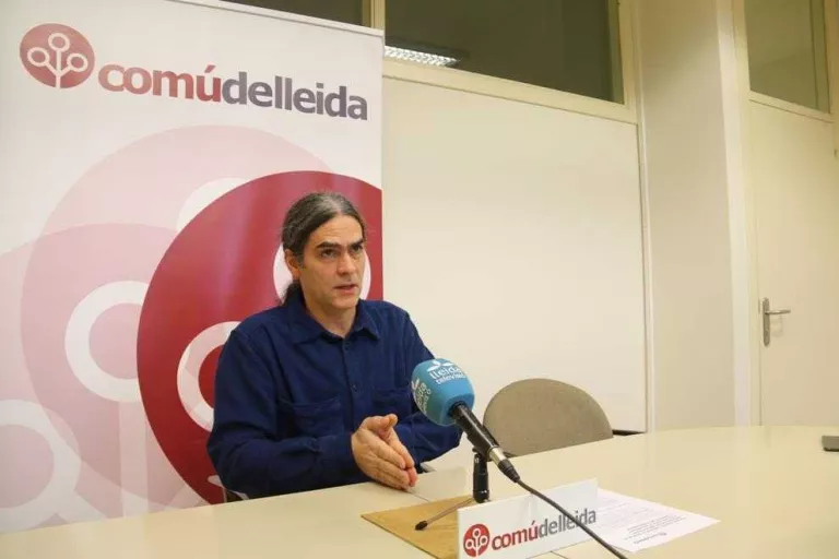 El jutge admet a tràmit el recurs del Comú contra el POUM, que no es paralitza