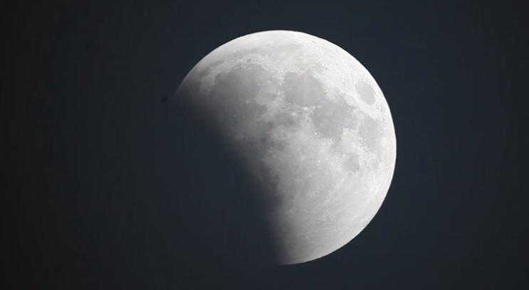 Els núvols i la boira eclipsen el fenomen astronòmic de l’any