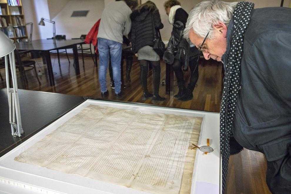 Cervera exposa les 'joies' de l'Arxiu