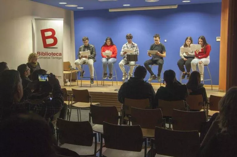 Alumnes de Tàrrega llegeixen obres teatrals de Pedrolo