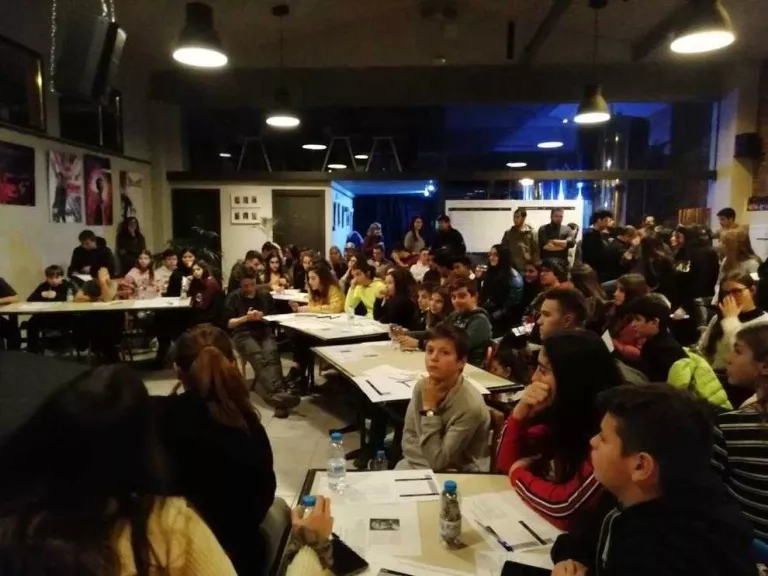 Joves de la Pobla decideixen en què gastarà 4.500€ el consistori
