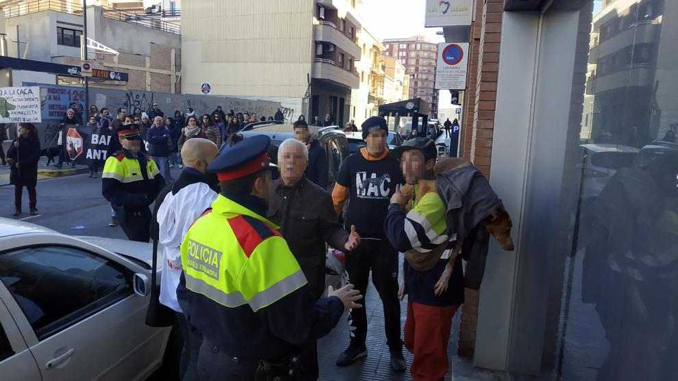 Marxa contra la caça i l’abandó d’animals