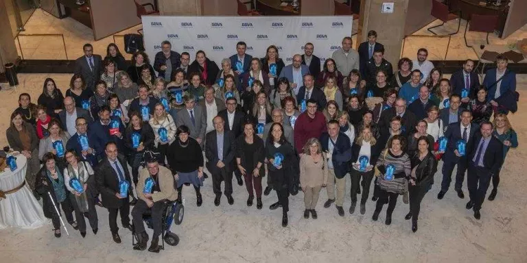 El BBVA premia l’AECC de Lleida, la Fundació Manreana, Aspid i Aspros pels seus projectes